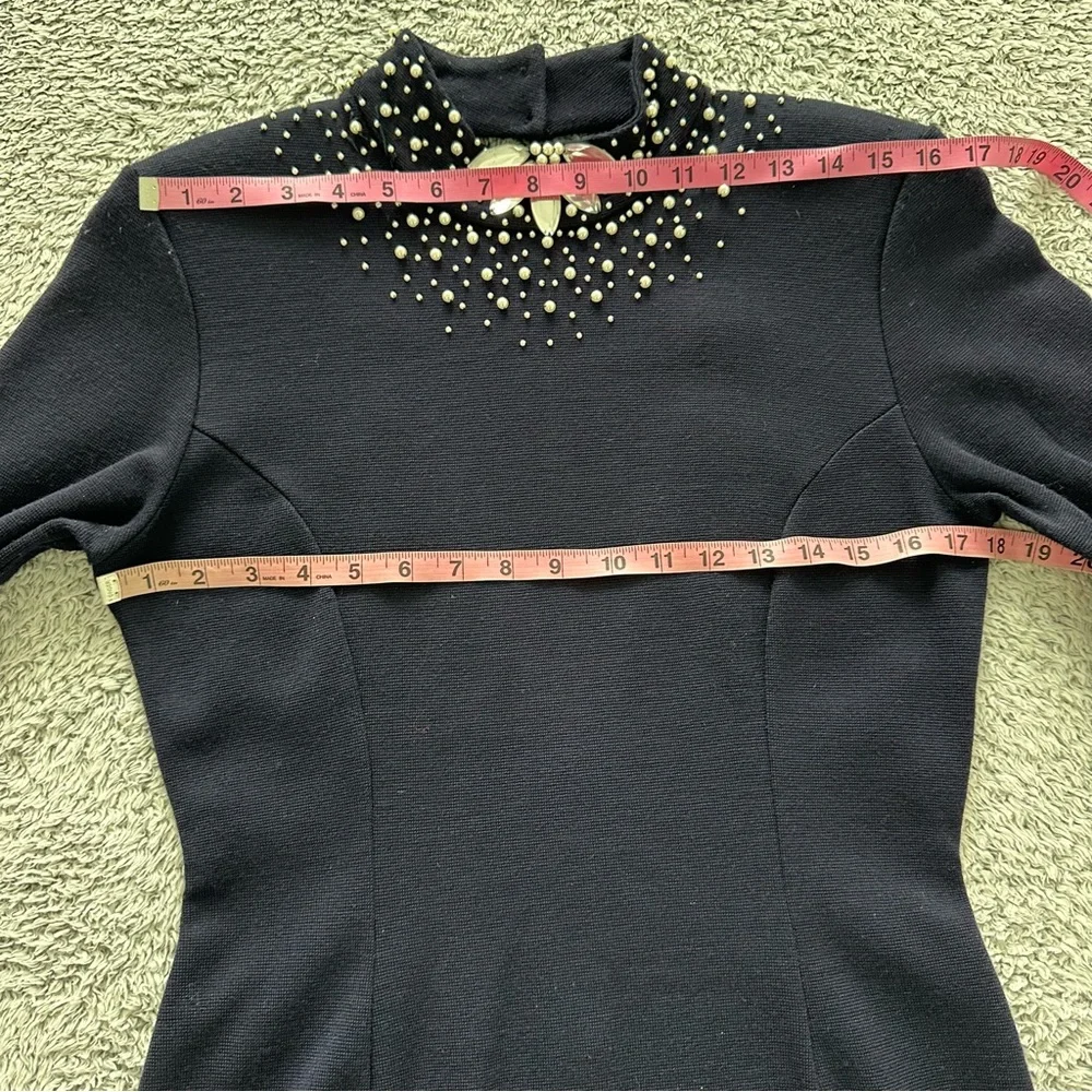 OUTLANDER Pearl & Jewel Trim Knit Dress Sz M Navy V-Back Long Sleeve
